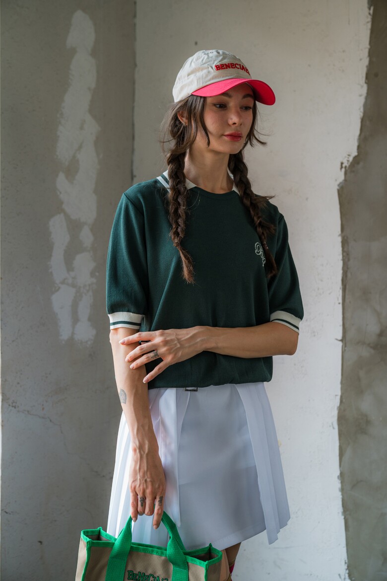 반팔 티셔츠 모델 착용 이미지-S1L6