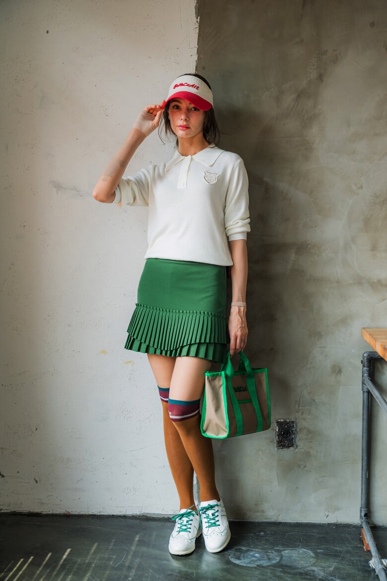 긴팔 티셔츠 모델 착용 이미지-S2L15