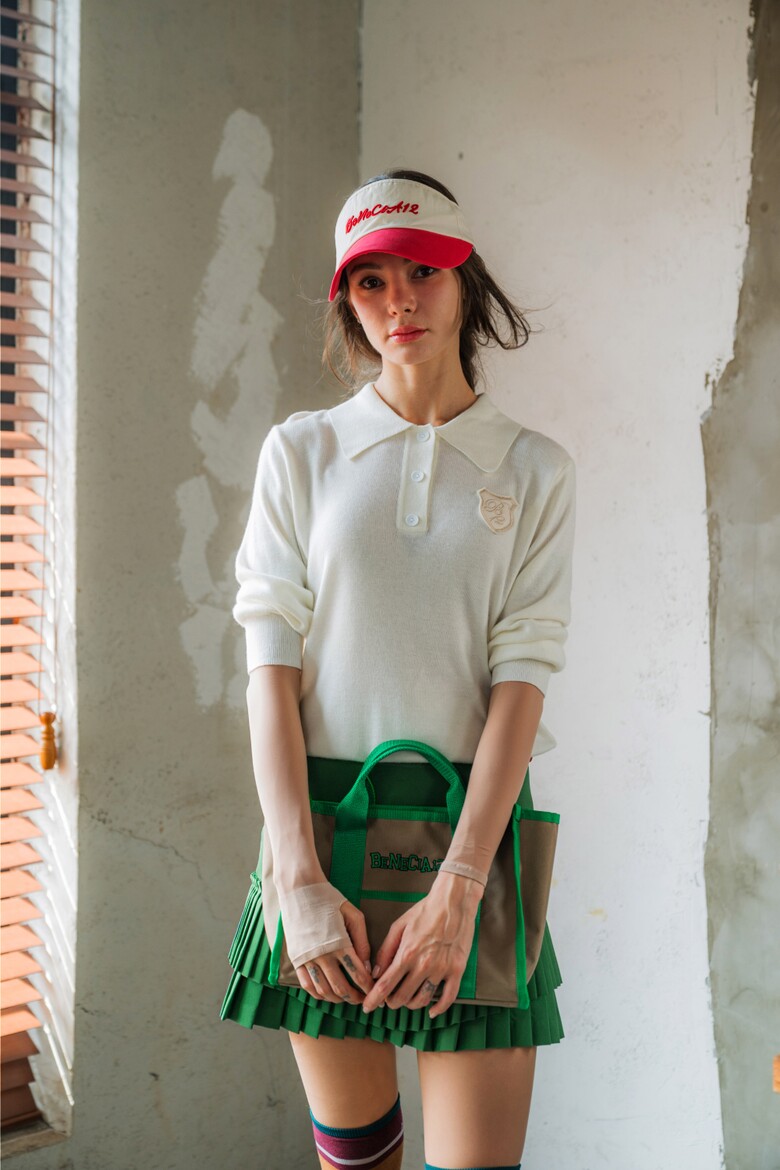 긴팔 티셔츠 모델 착용 이미지-S2L8