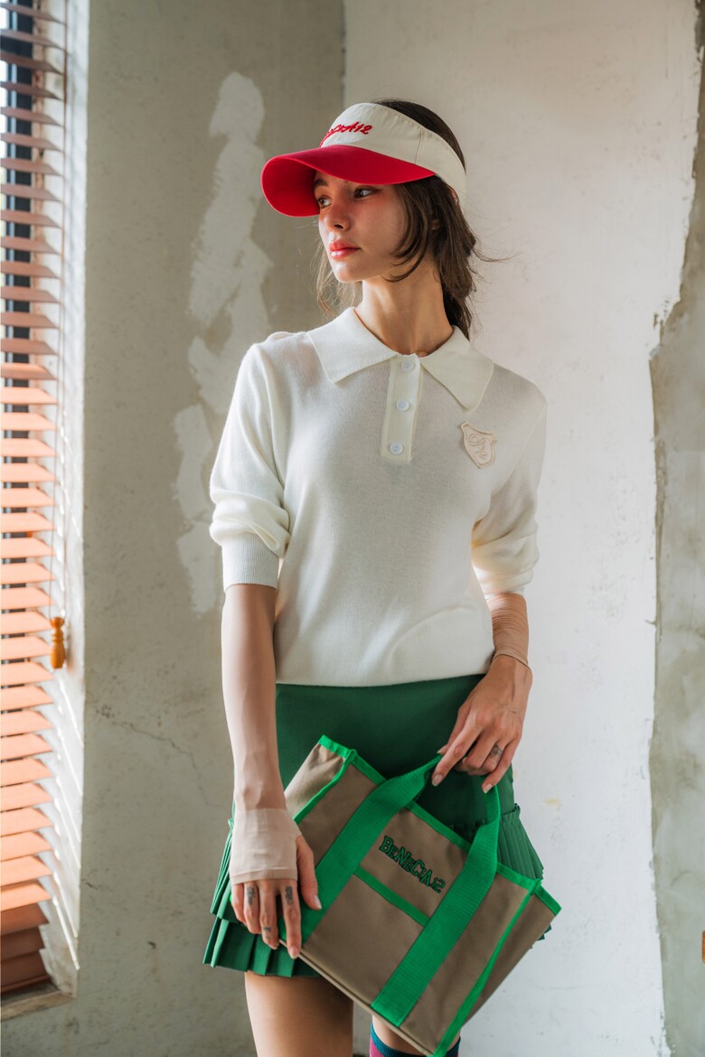 긴팔 티셔츠 모델 착용 이미지-S2L9