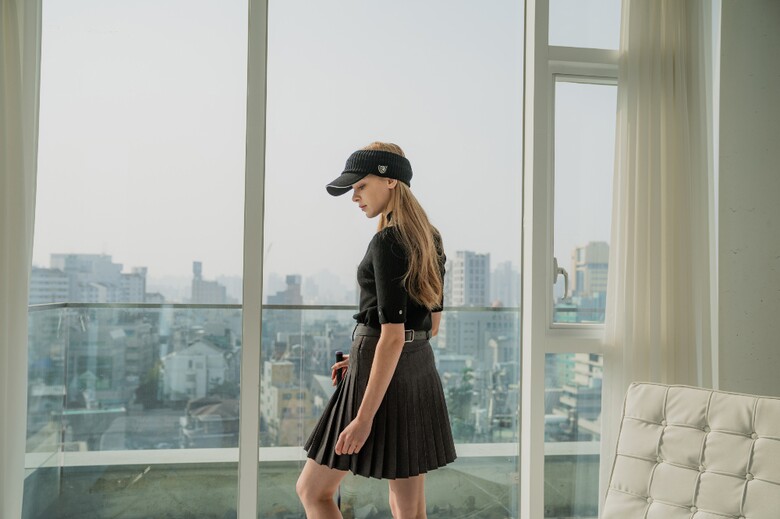 드레스 모델 착용 이미지-S1L11