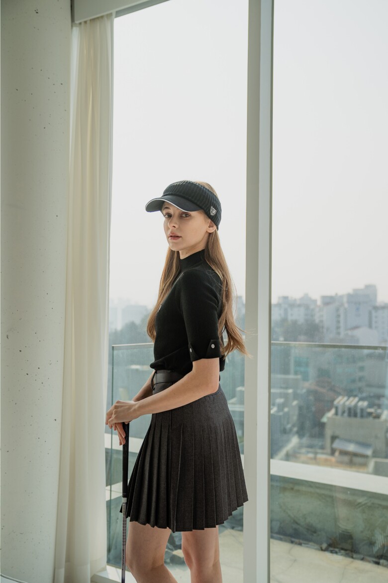 드레스 모델 착용 이미지-S1L4