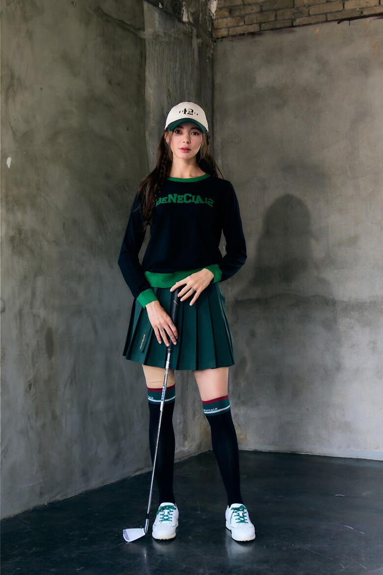 긴팔 티셔츠 모델 착용 이미지-S1L8