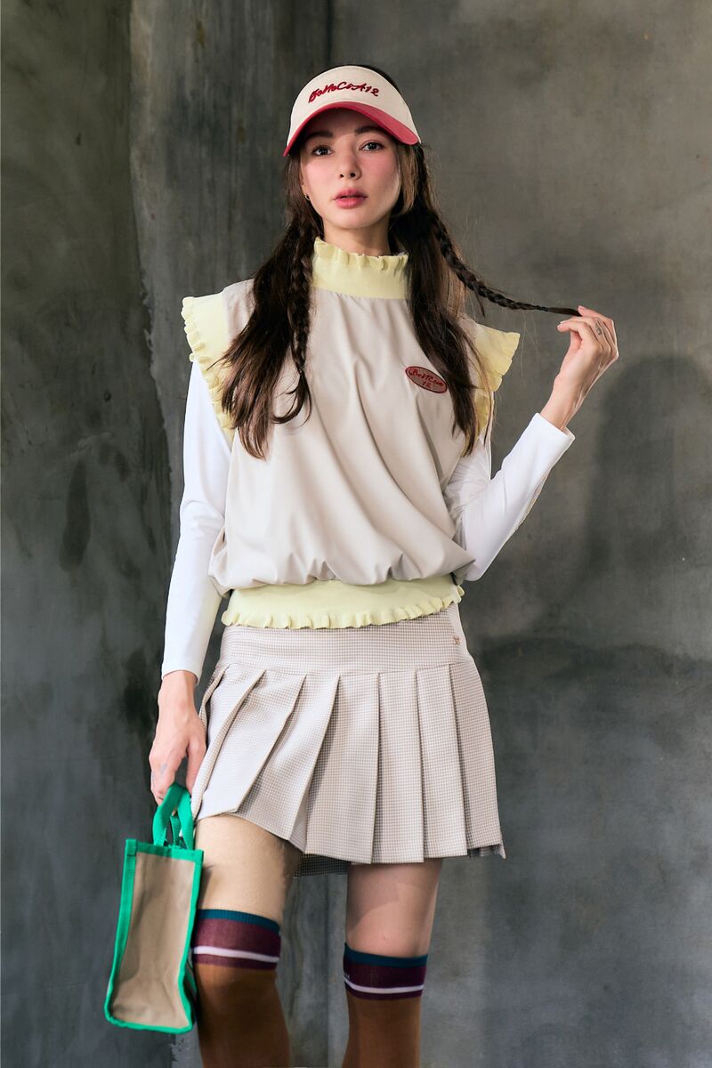 민소매 모델 착용 이미지-S2L7