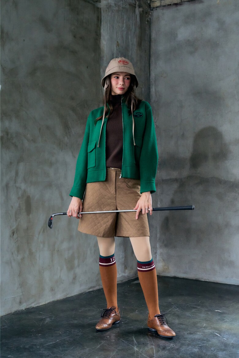 재킷 모델 착용 이미지-S1L7