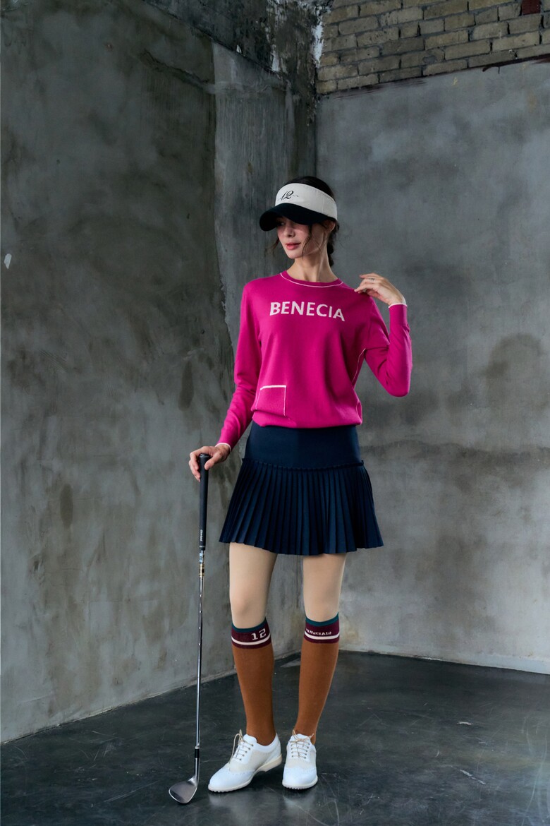 반팔 티셔츠 모델 착용 이미지-S1L9