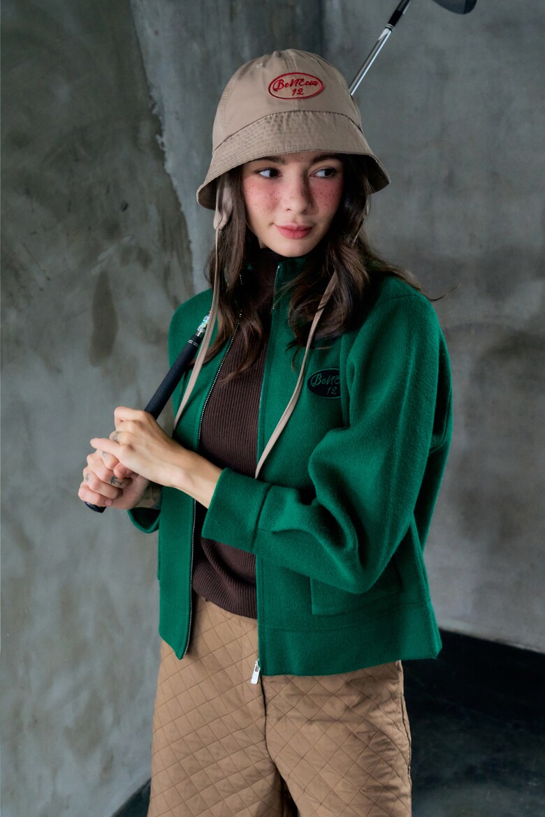 재킷 모델 착용 이미지-S1L17