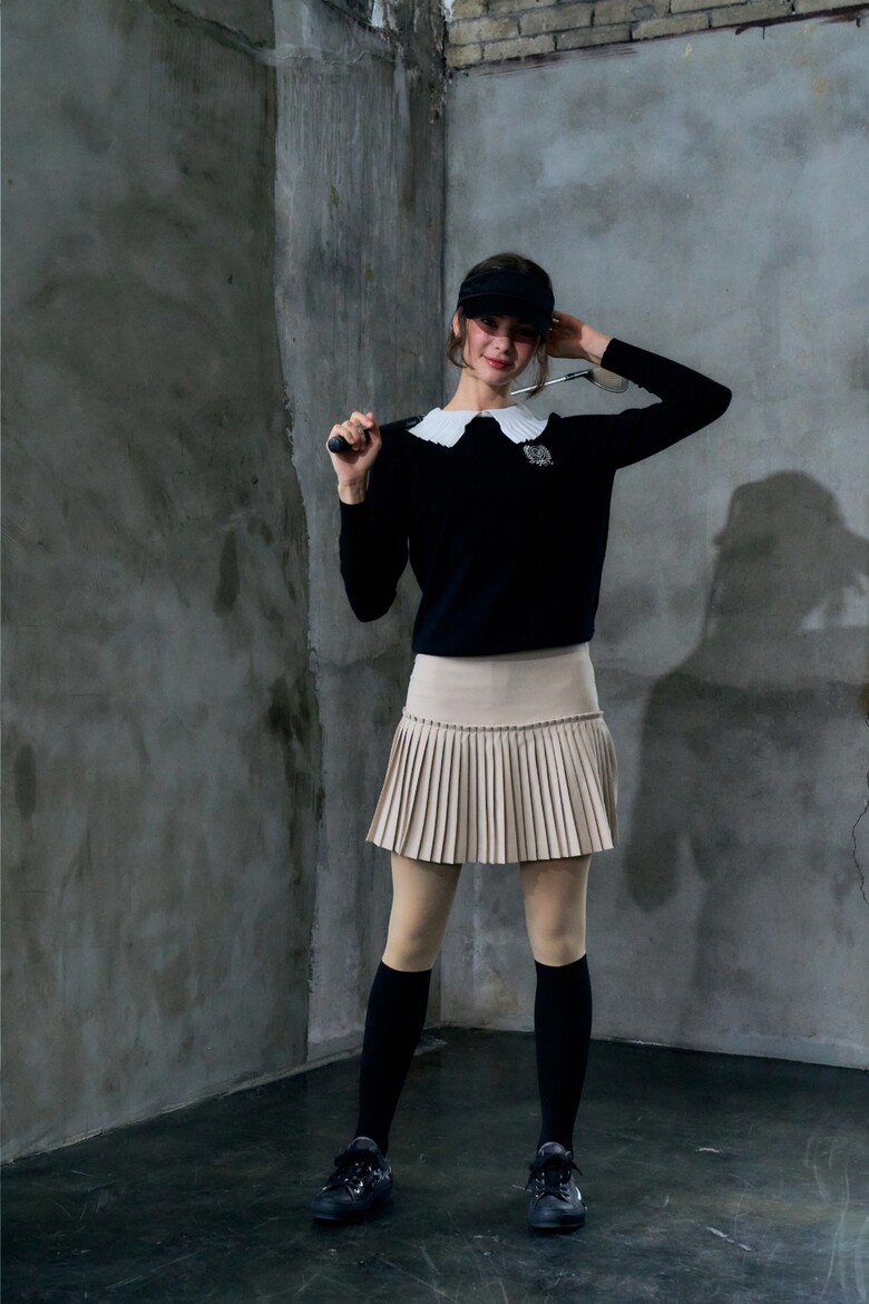 긴팔 티셔츠 모델 착용 이미지-S2L9