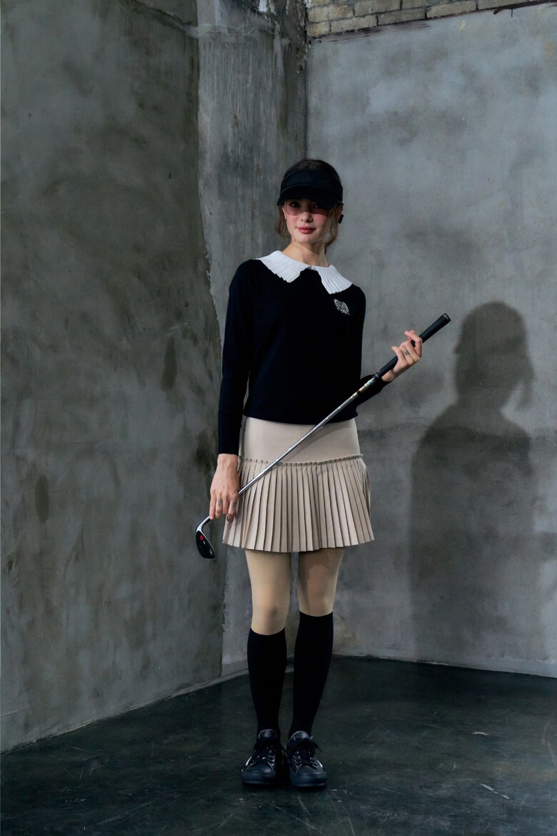 긴팔 티셔츠 모델 착용 이미지-S2L2