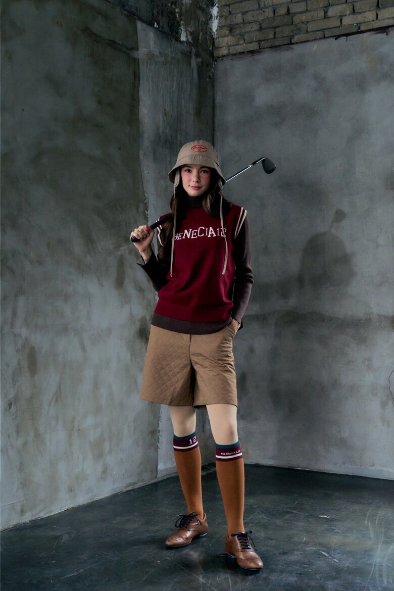 양말 모델 착용 이미지-S2L5