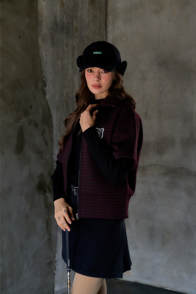 반팔 티셔츠 모델 착용 이미지-S1L7