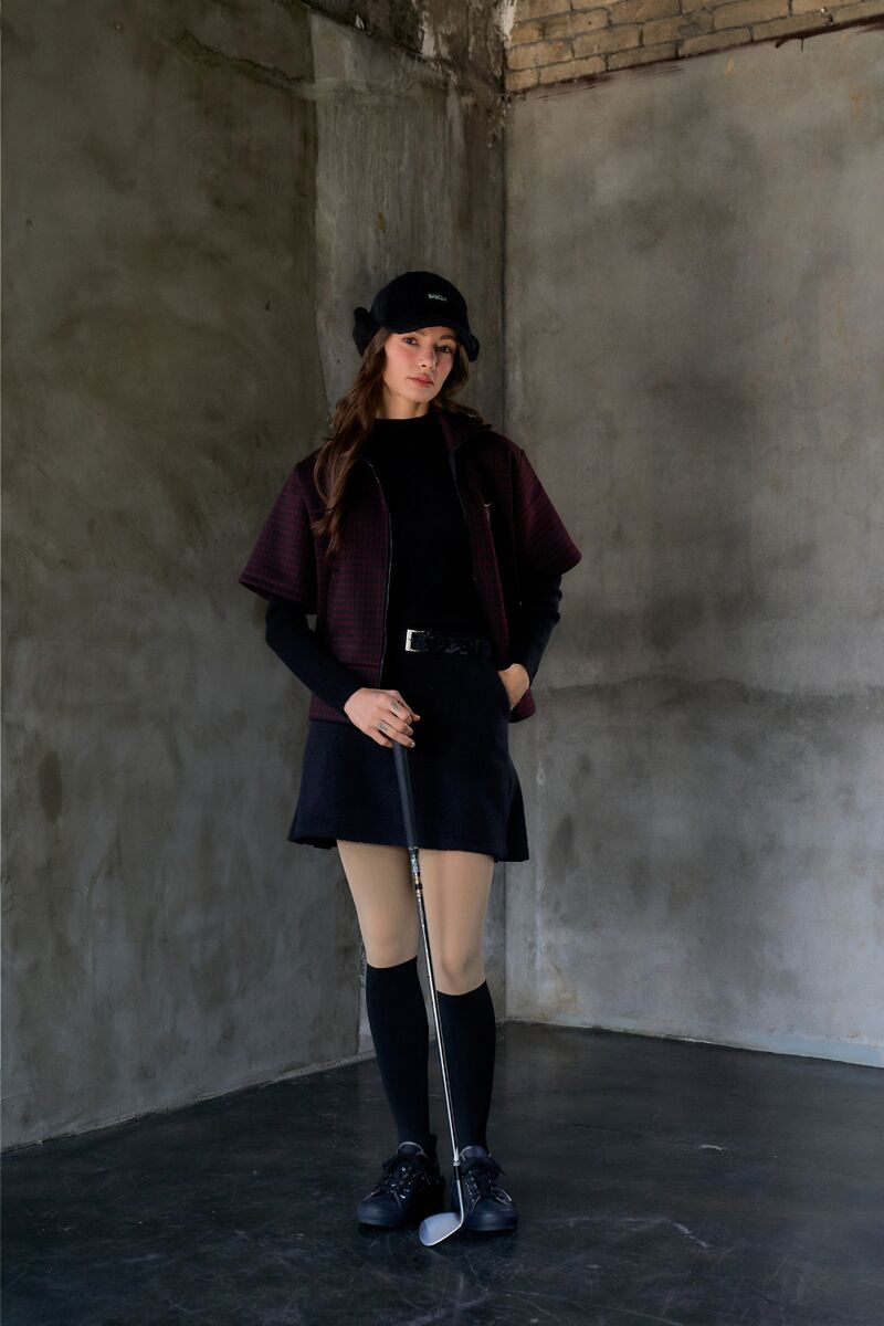 반팔 티셔츠 모델 착용 이미지-S1L17