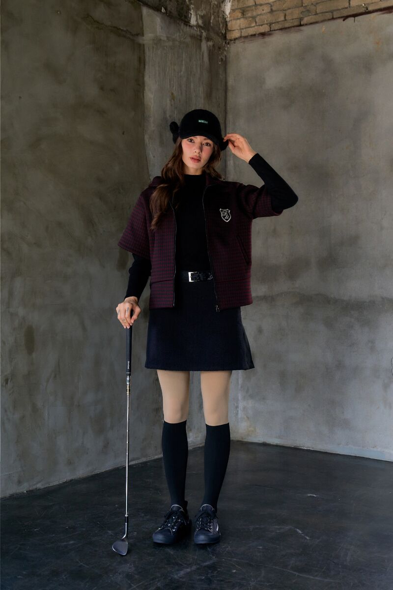 반팔 티셔츠 모델 착용 이미지-S1L8