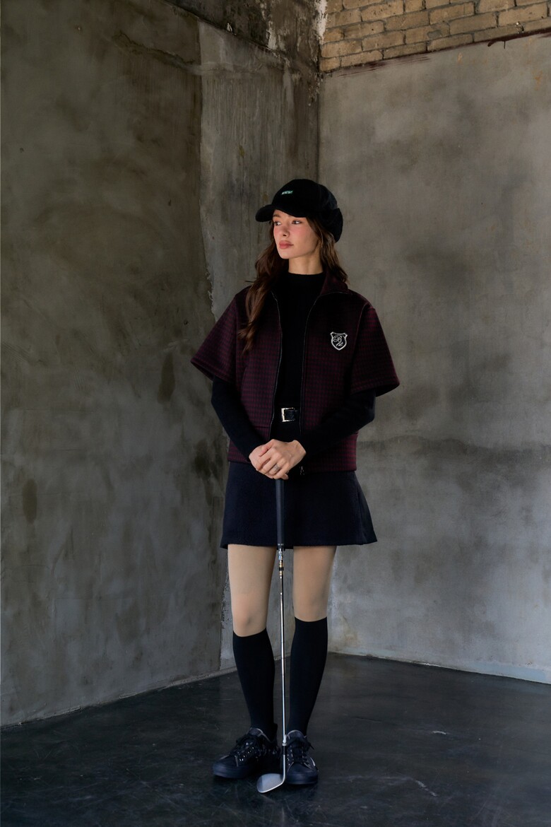 반팔 티셔츠 모델 착용 이미지-S1L19