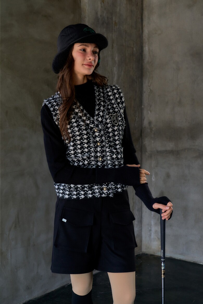 반바지 모델 착용 이미지-S1L10