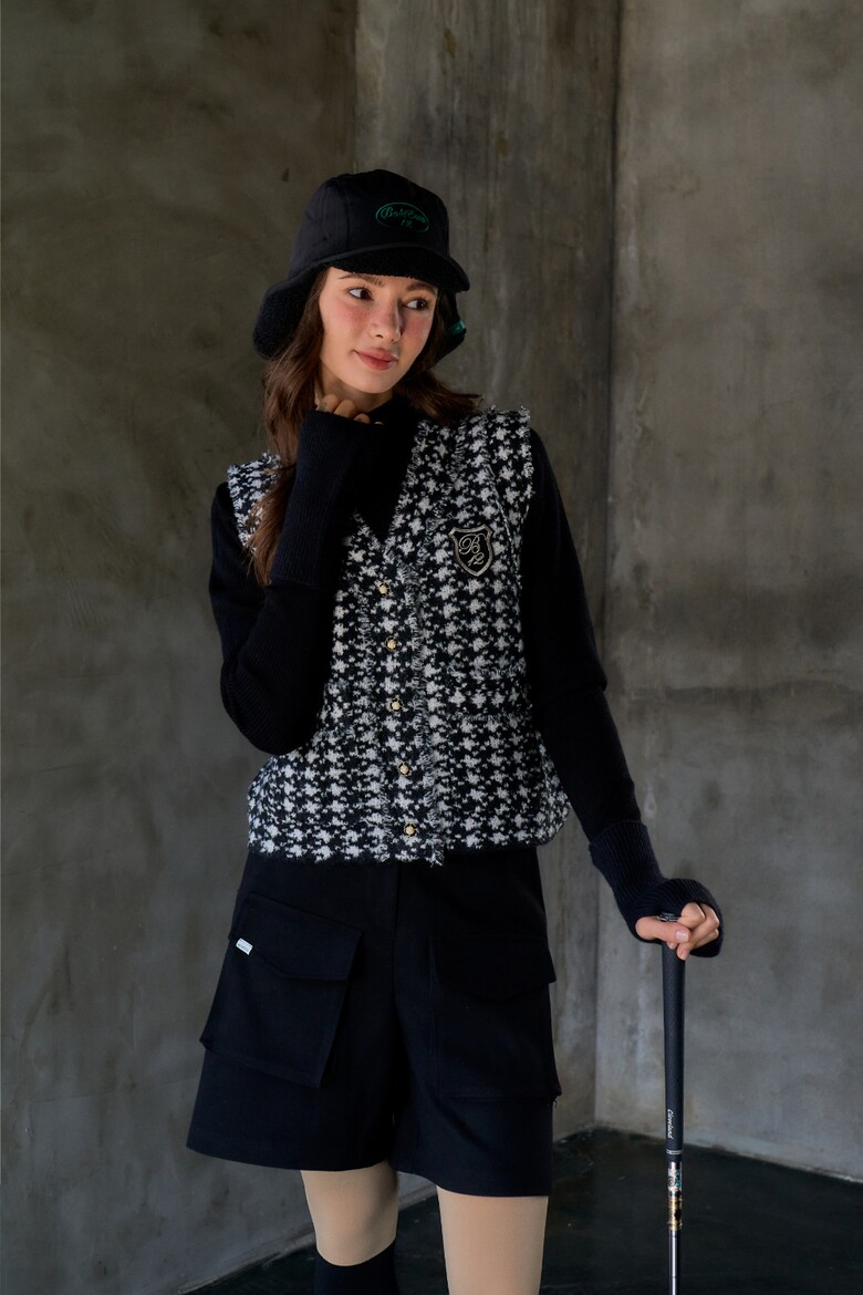 반바지 모델 착용 이미지-S1L2