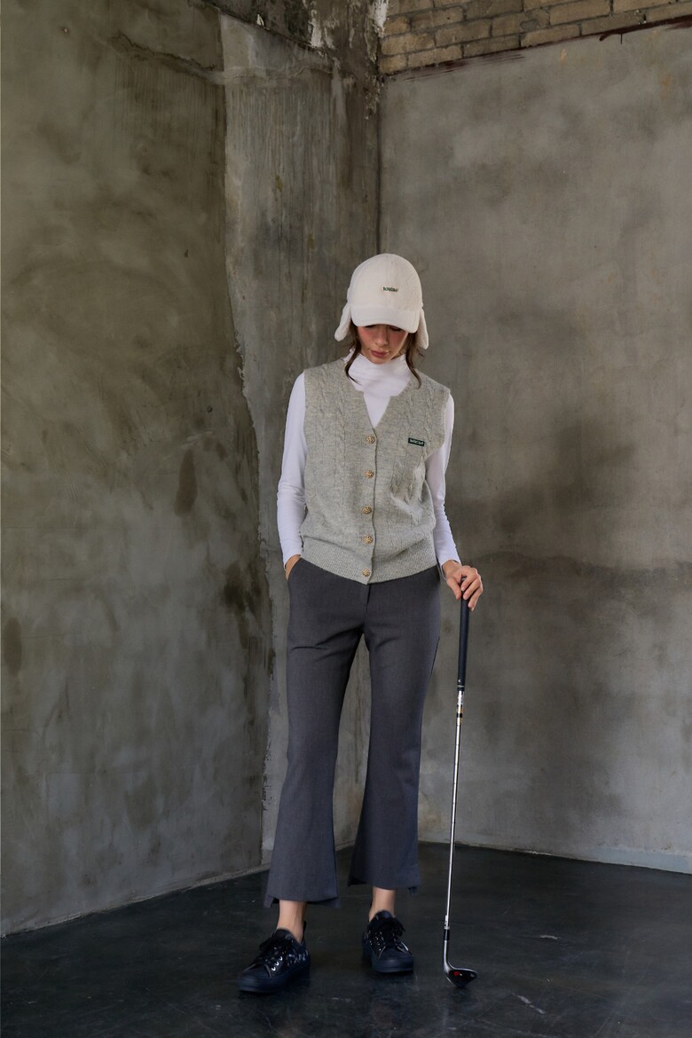 바지 모델 착용 이미지-S1L8