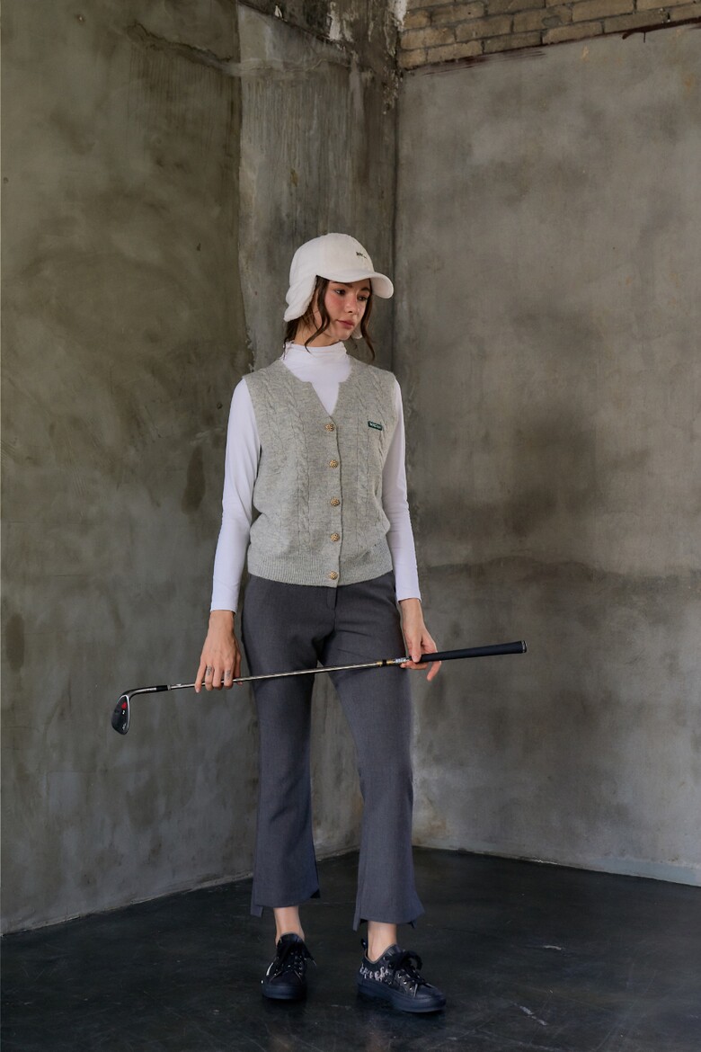 바지 모델 착용 이미지-S1L7