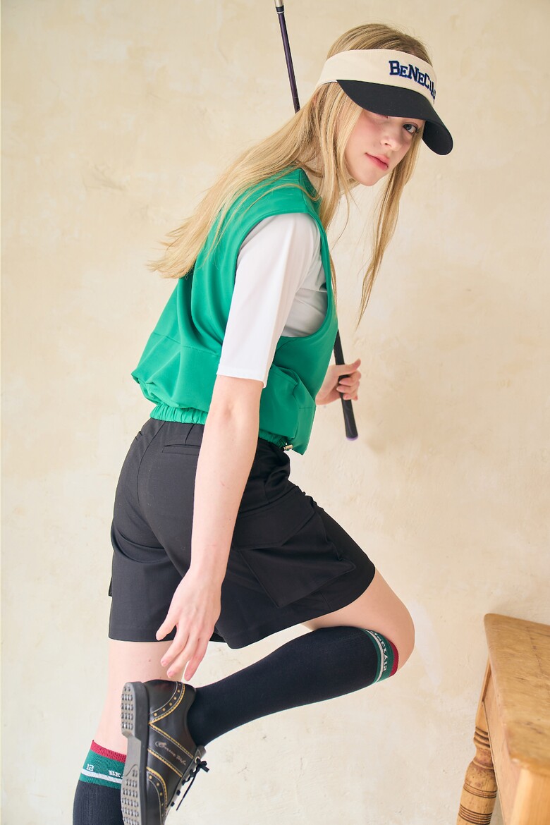 민소매 모델 착용 이미지-S1L13