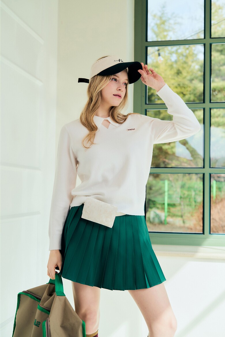 가방 모델 착용 이미지-S12L12