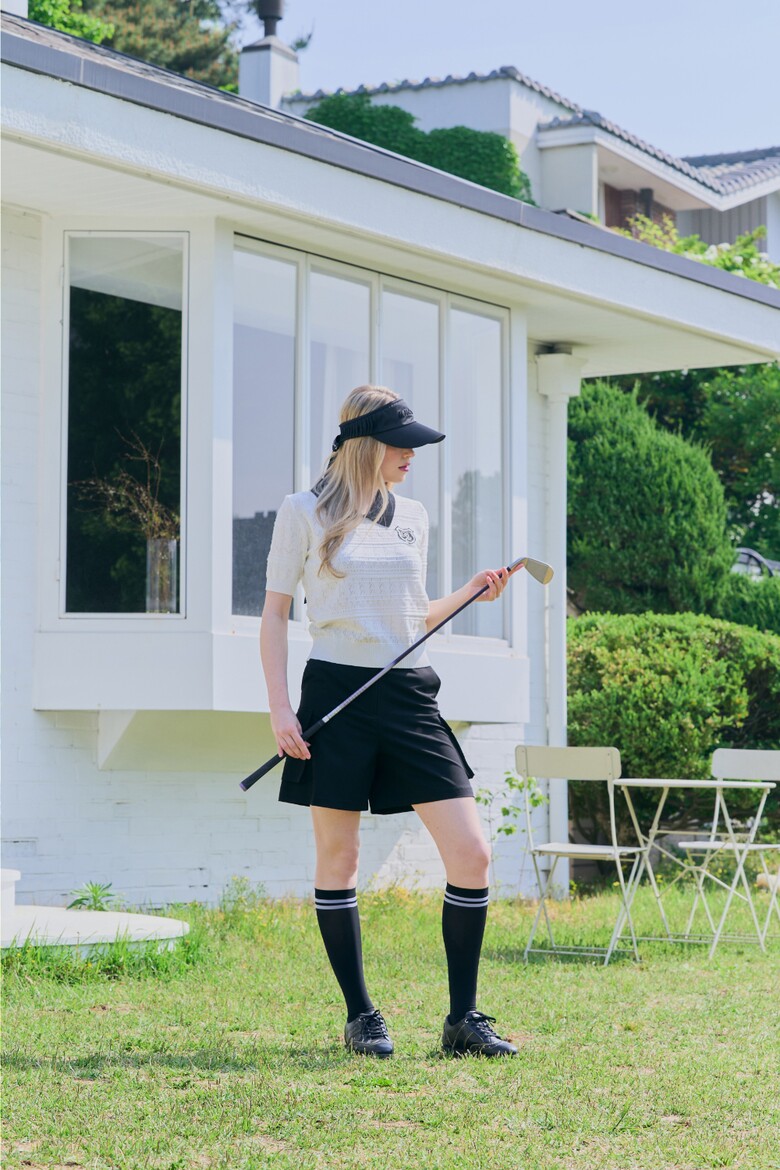 반팔 티셔츠 모델 착용 이미지-S1L14