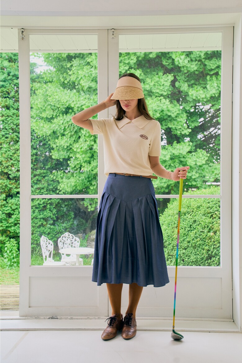 반팔 티셔츠 모델 착용 이미지-S1L5