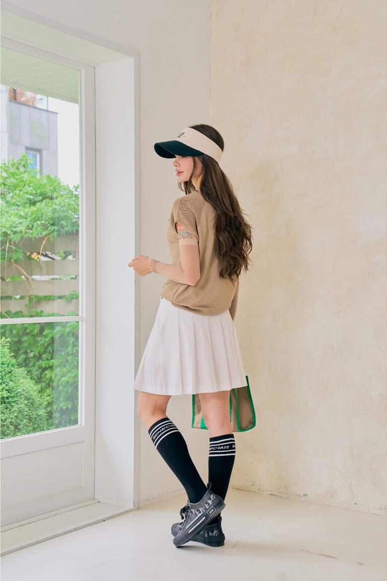 미니 스커트 모델 착용 이미지-S1L11