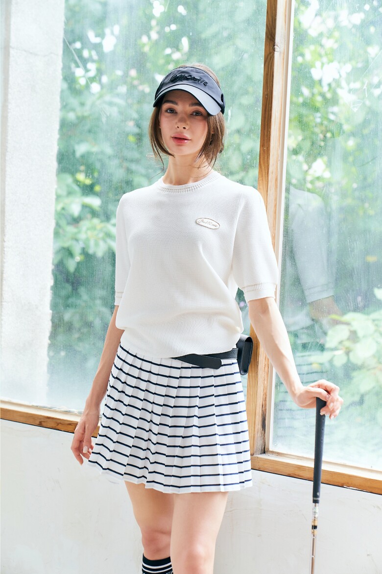 반팔 티셔츠 모델 착용 이미지-S1L7