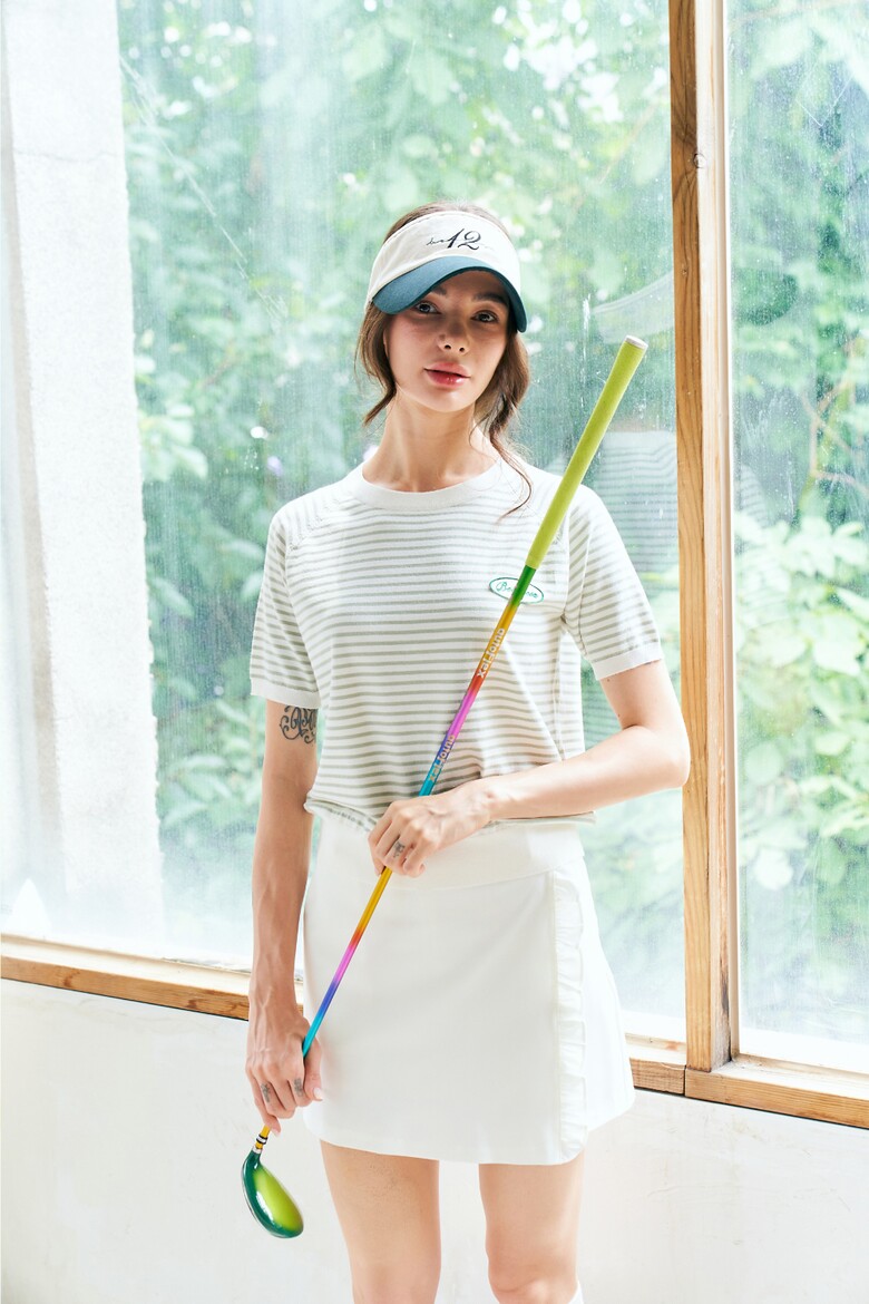 드레스 모델 착용 이미지-S8L1