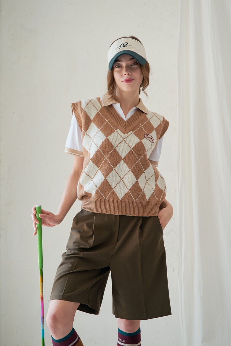 반바지 모델 착용 이미지-S1L37