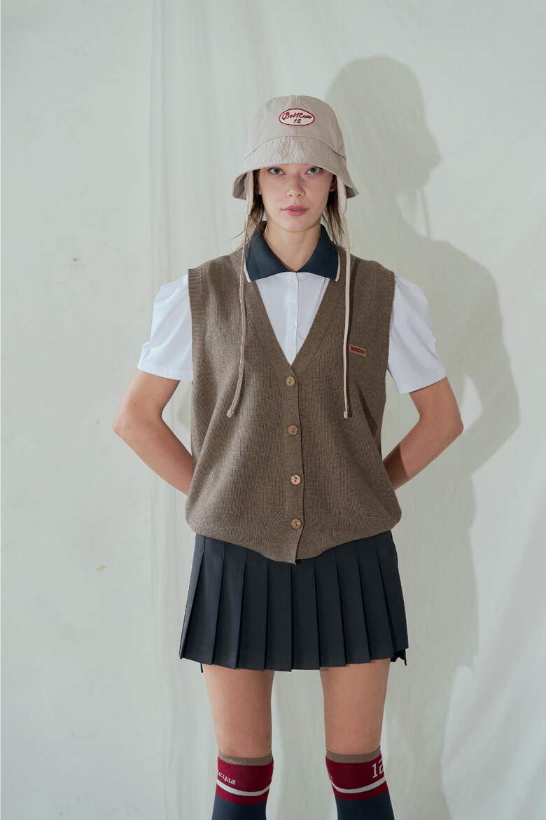 민소매 모델 착용 이미지-S1L38