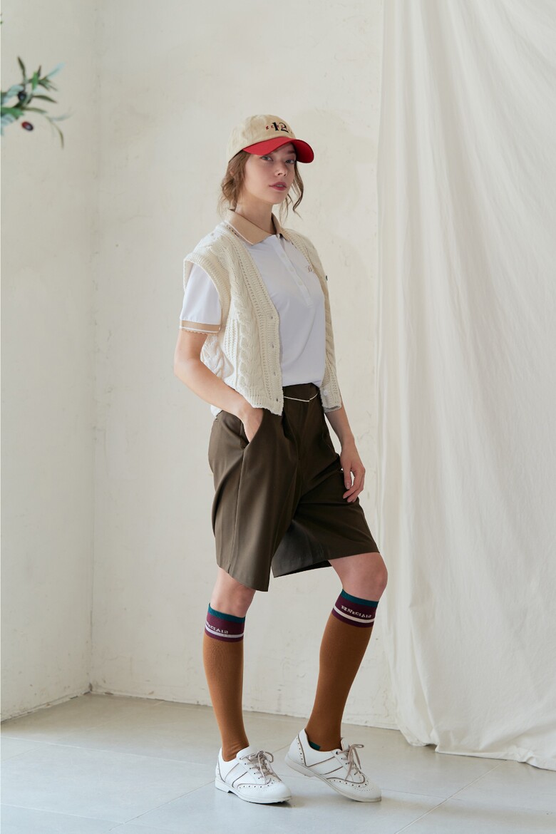 반바지 모델 착용 이미지-S1L17