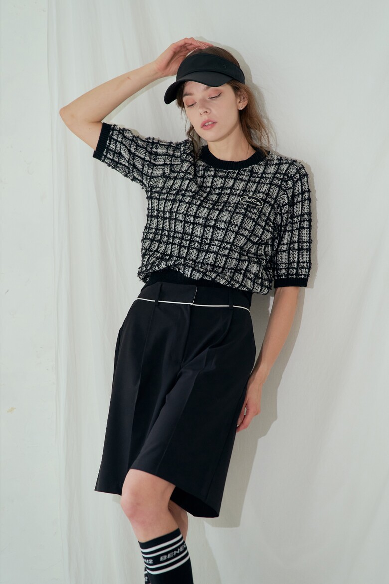 반바지 모델 착용 이미지-S1L7