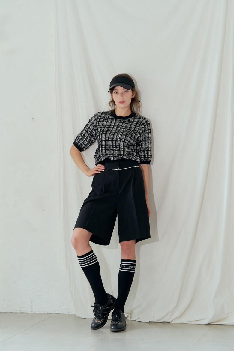 반바지 모델 착용 이미지-S1L8