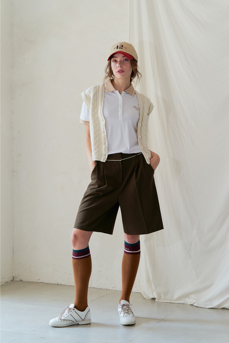 반바지 모델 착용 이미지-S1L18