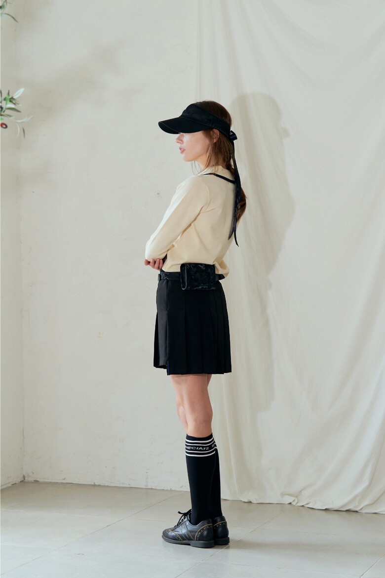 반팔 티셔츠 모델 착용 이미지-S1L10