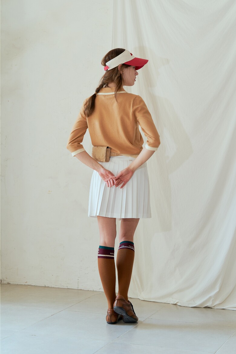 긴팔 티셔츠 모델 착용 이미지-S1L16