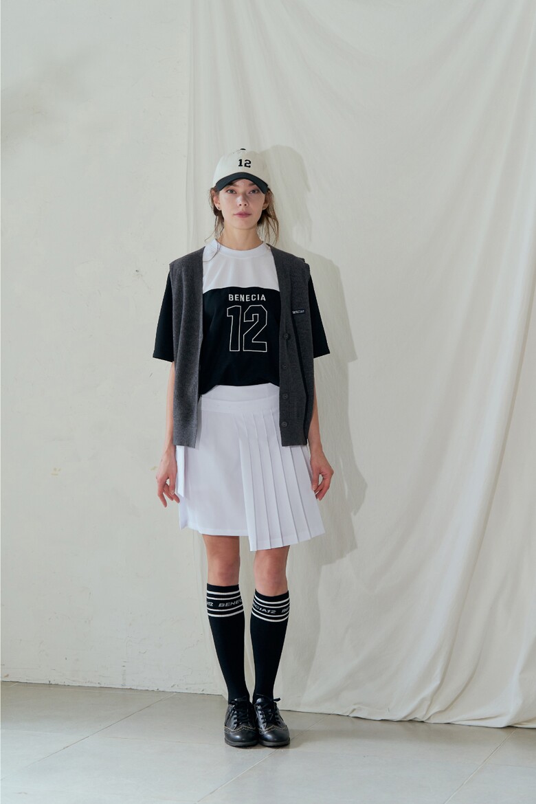 민소매 모델 착용 이미지-S1L33