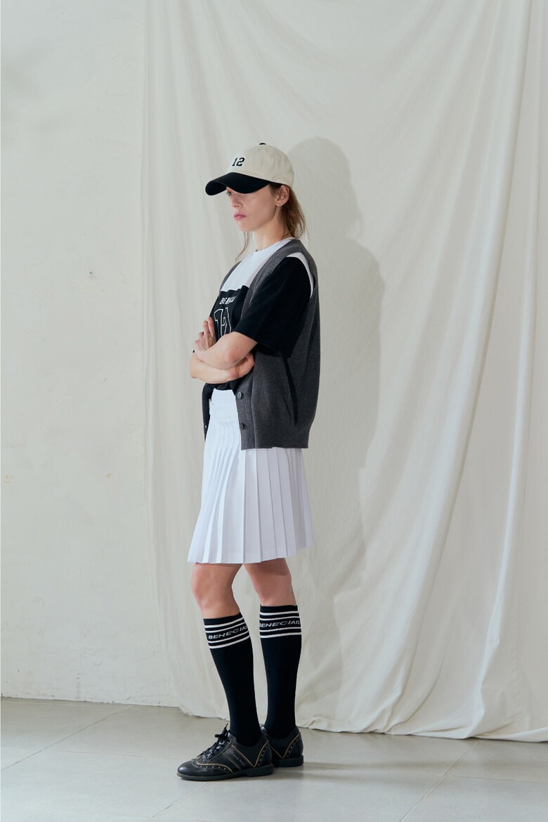 민소매 모델 착용 이미지-S1L28