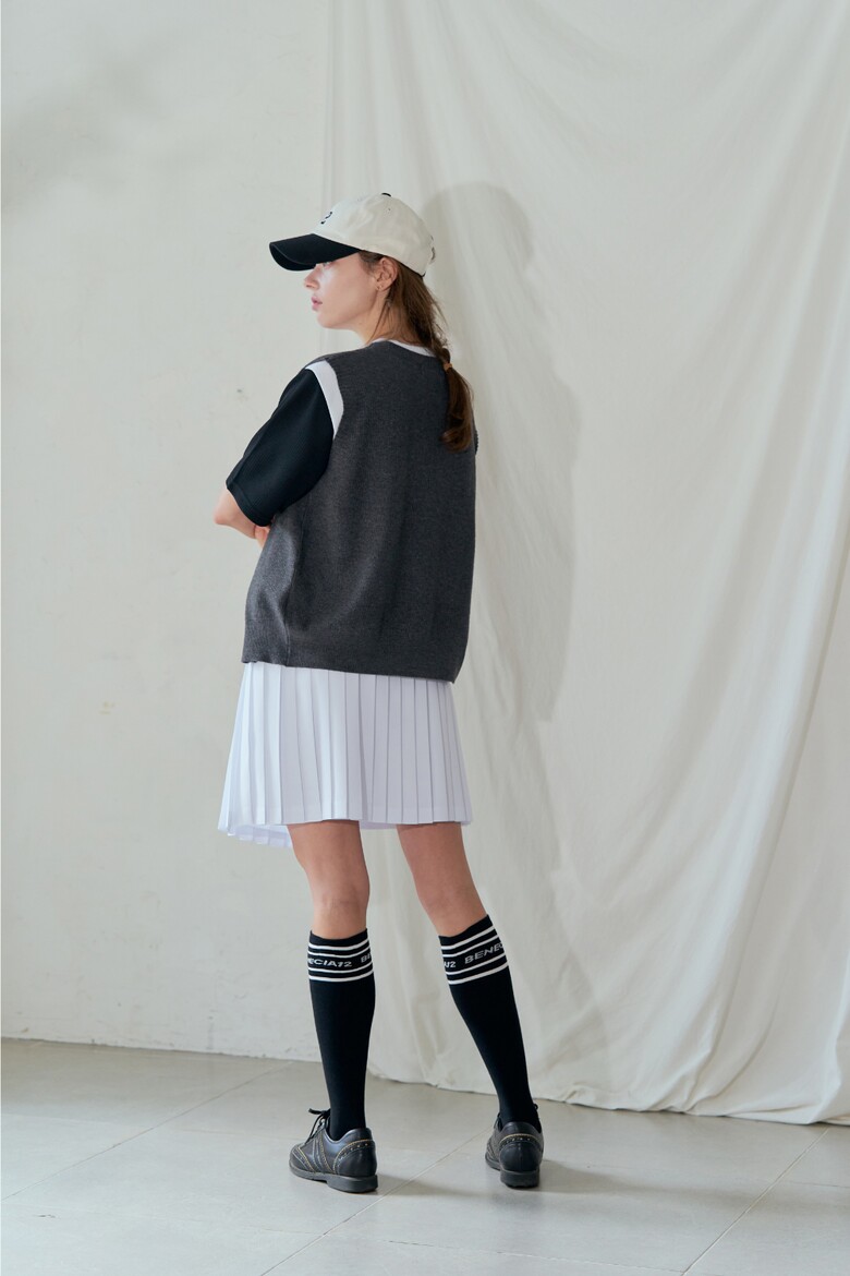 민소매 모델 착용 이미지-S1L27