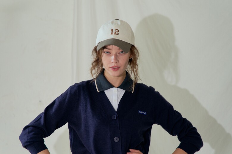 긴팔 티셔츠 모델 착용 이미지-S1L14