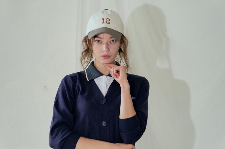 긴팔 티셔츠 모델 착용 이미지-S1L15