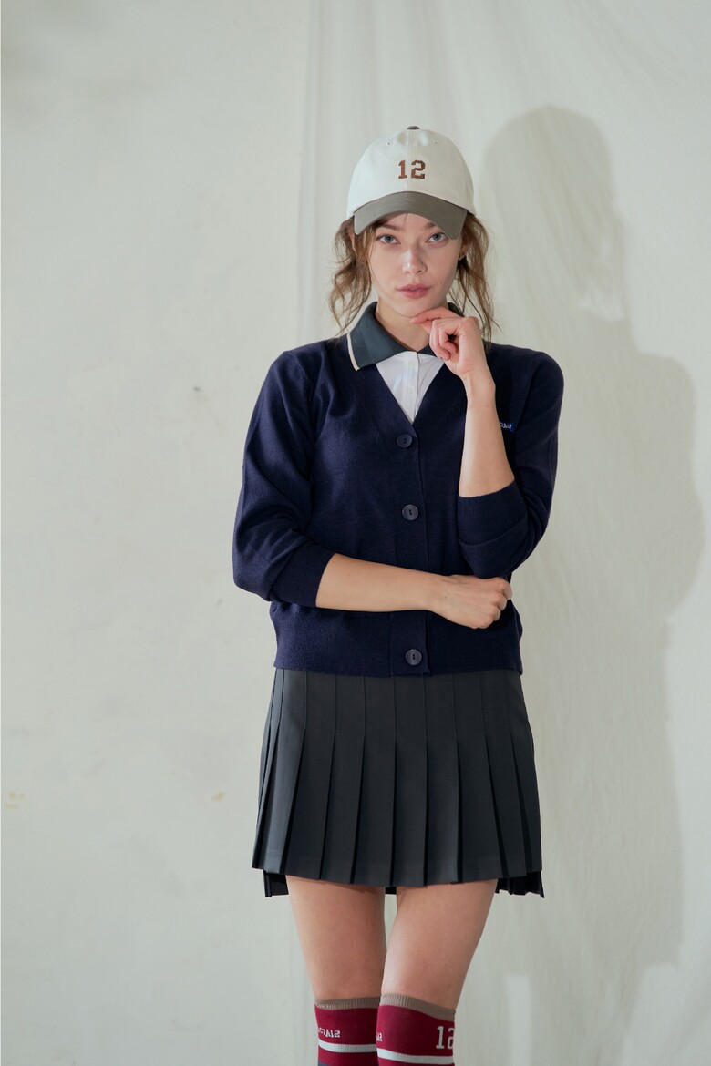 긴팔 티셔츠 모델 착용 이미지-S1L16