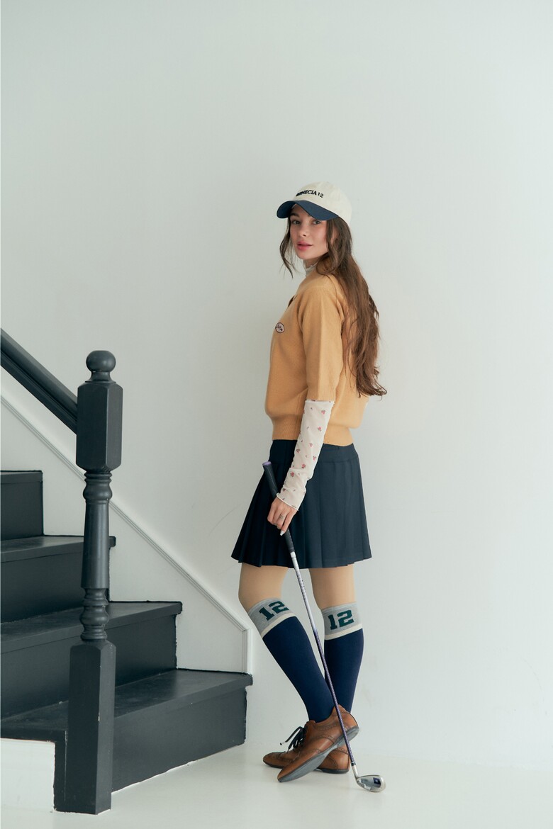 반팔 티셔츠 모델 착용 이미지-S1L14