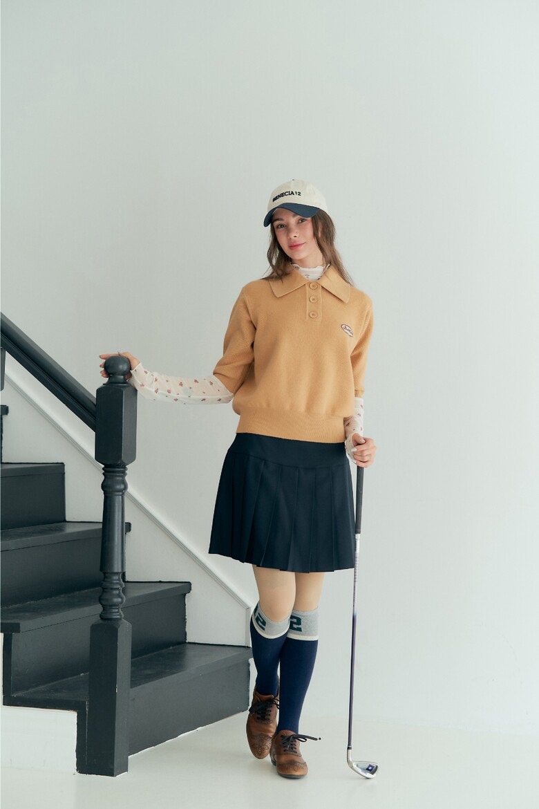 반팔 티셔츠 모델 착용 이미지-S1L2