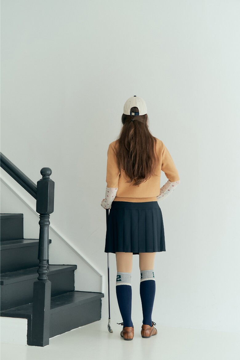 반팔 티셔츠 모델 착용 이미지-S1L18