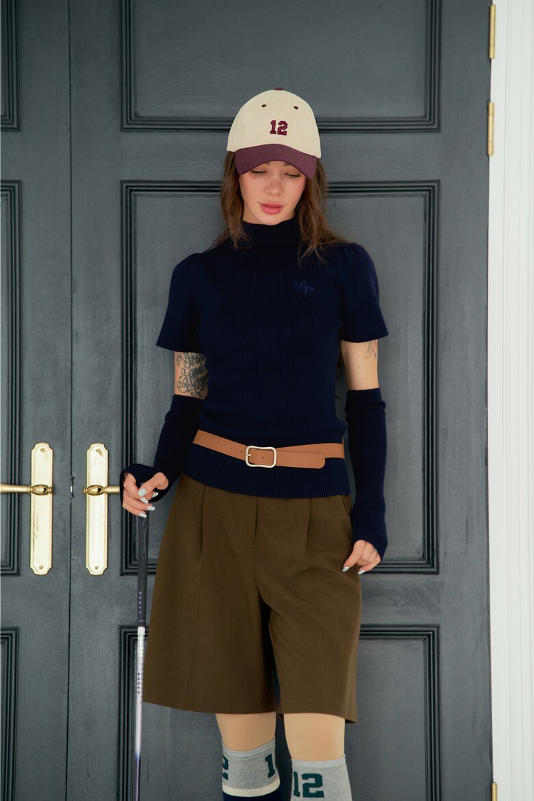 반팔 티셔츠 모델 착용 이미지-S1L13