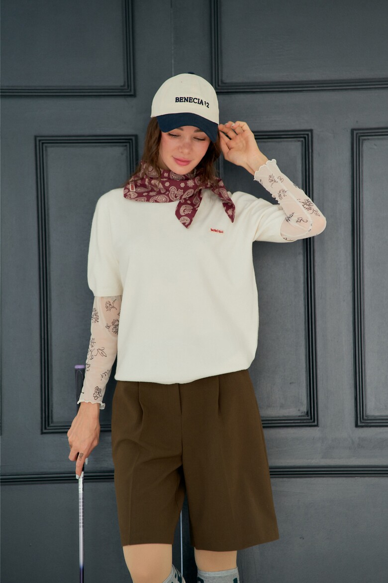 반팔 티셔츠 모델 착용 이미지-S1L13