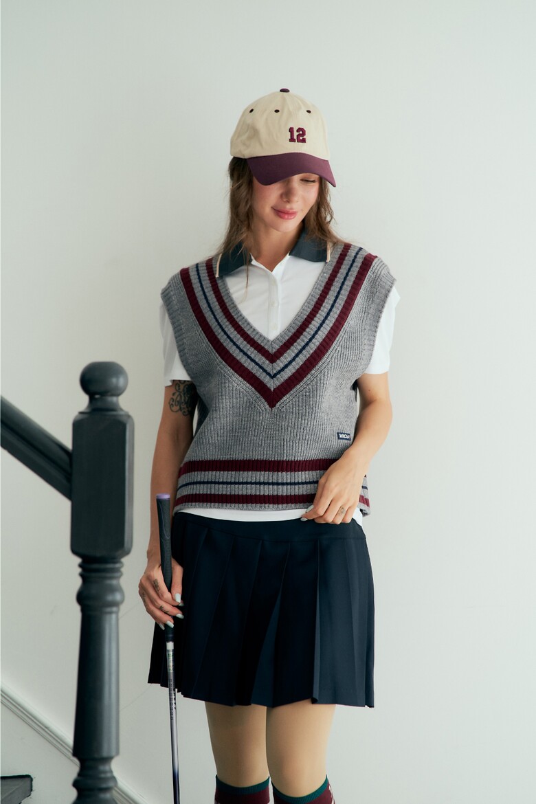 민소매 모델 착용 이미지-S1L14