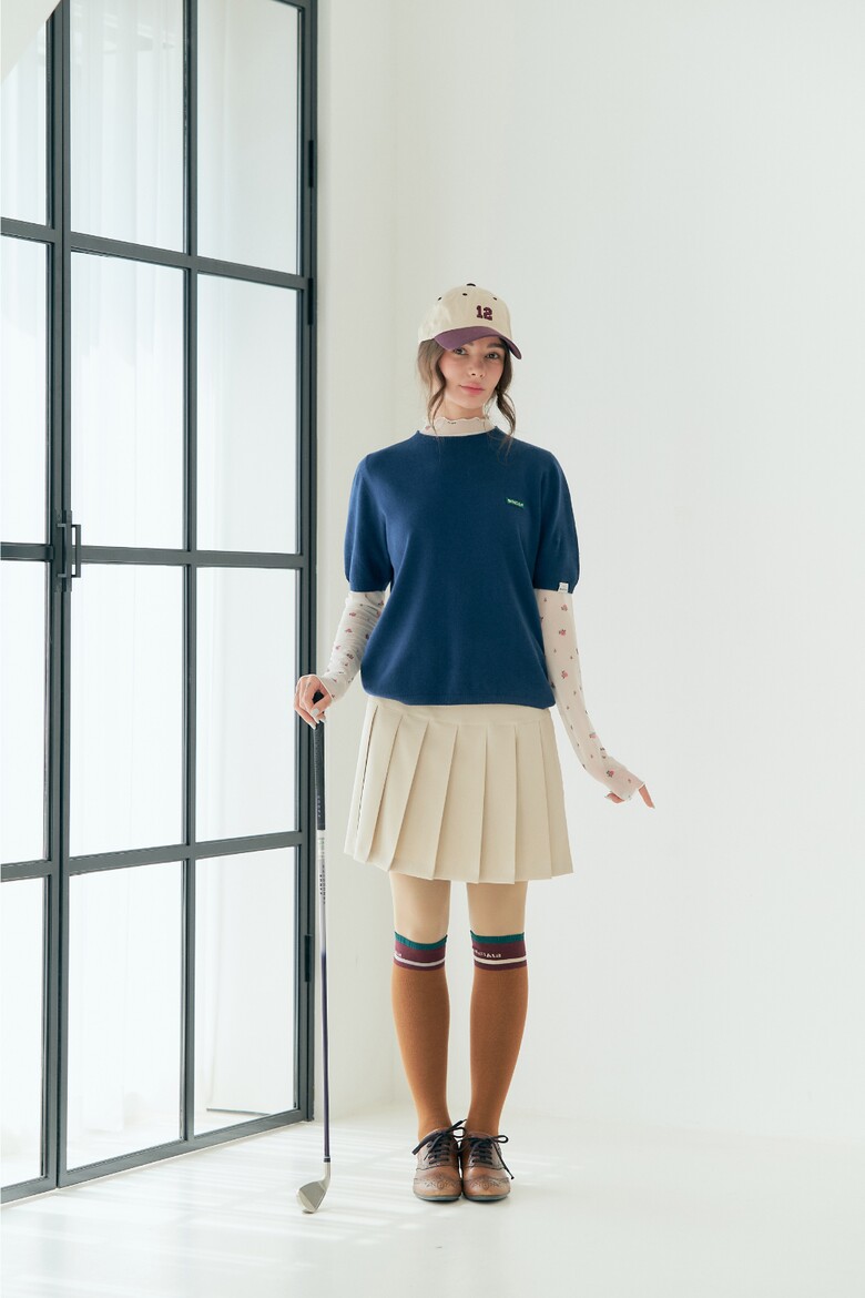 반팔 티셔츠 모델 착용 이미지-S1L27